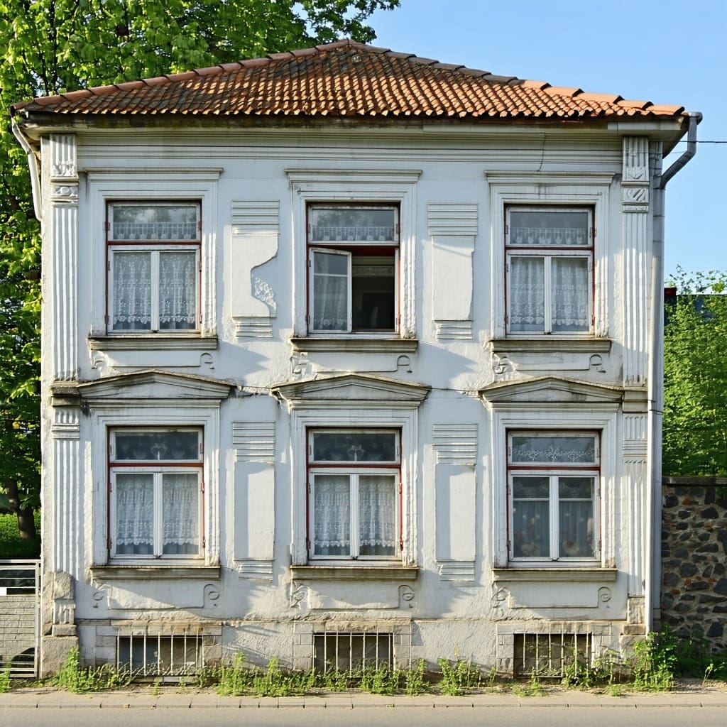 a view of a traditional townhouse in Moldova